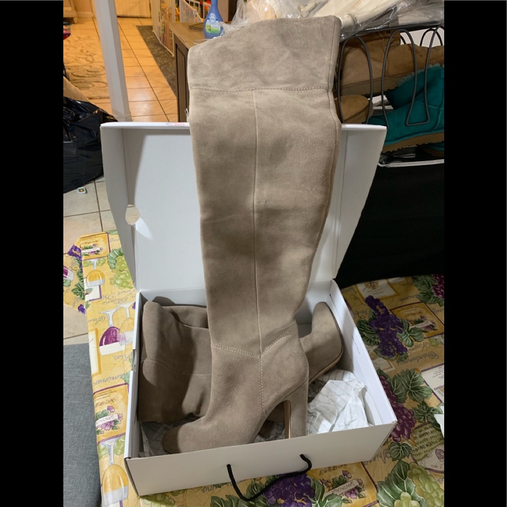 🔥ALSO Suede Tan Boots 🔥